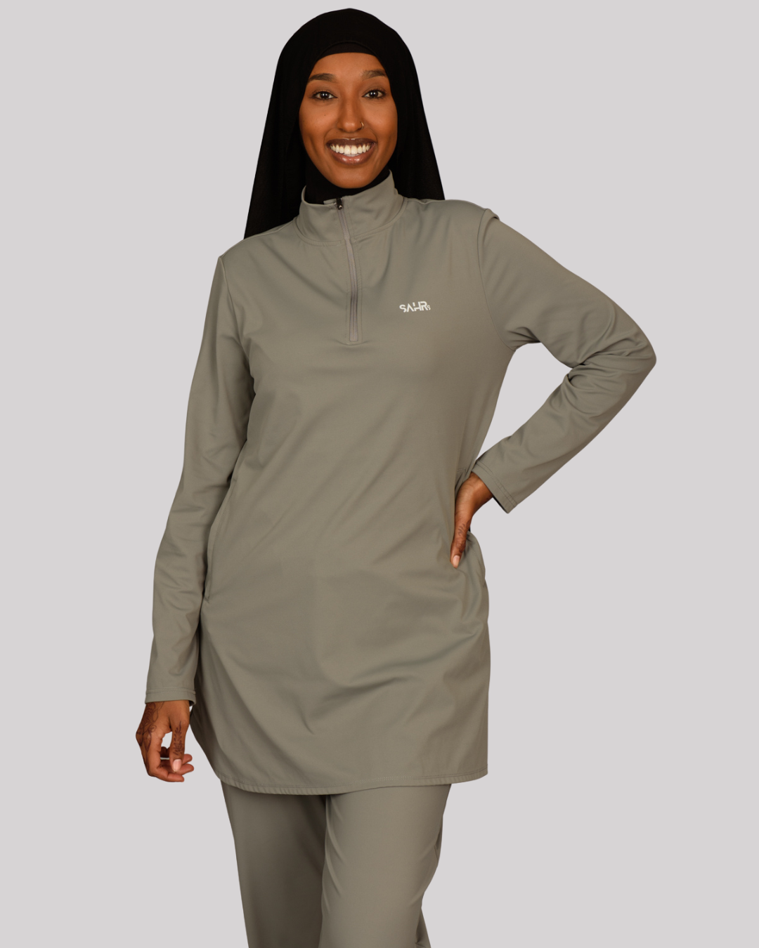 Loose Performance Top 1/4 Zip – Gray
